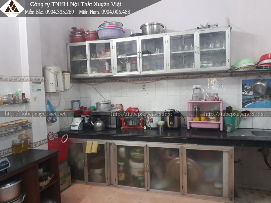 Hiện trạng tủ bếp nhôm kính nhà anh Ninh