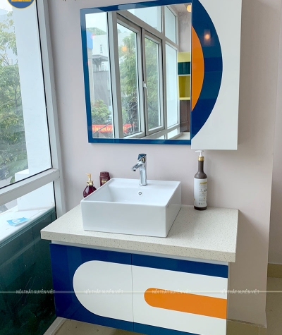 Tủ lavabo treo tường LBK4014 có sẵn tại Xuyên Việt 