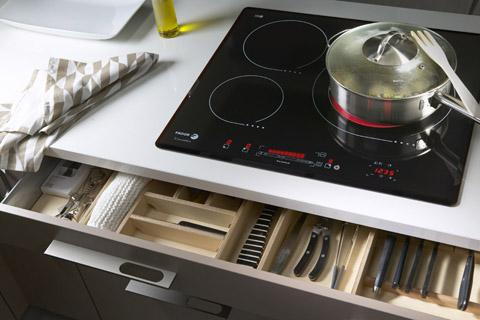 5 lý do nên chọn bếp từ cho không gian bếp hiện đại