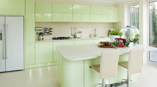 Mẫu phòng bếp đẹp với gam màu pastel màu xanh lá